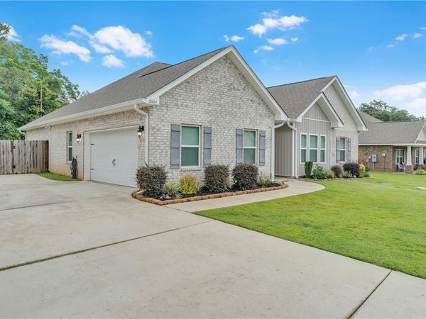 11404 Oak Alley Drive S, Grand Bay, AL 36541