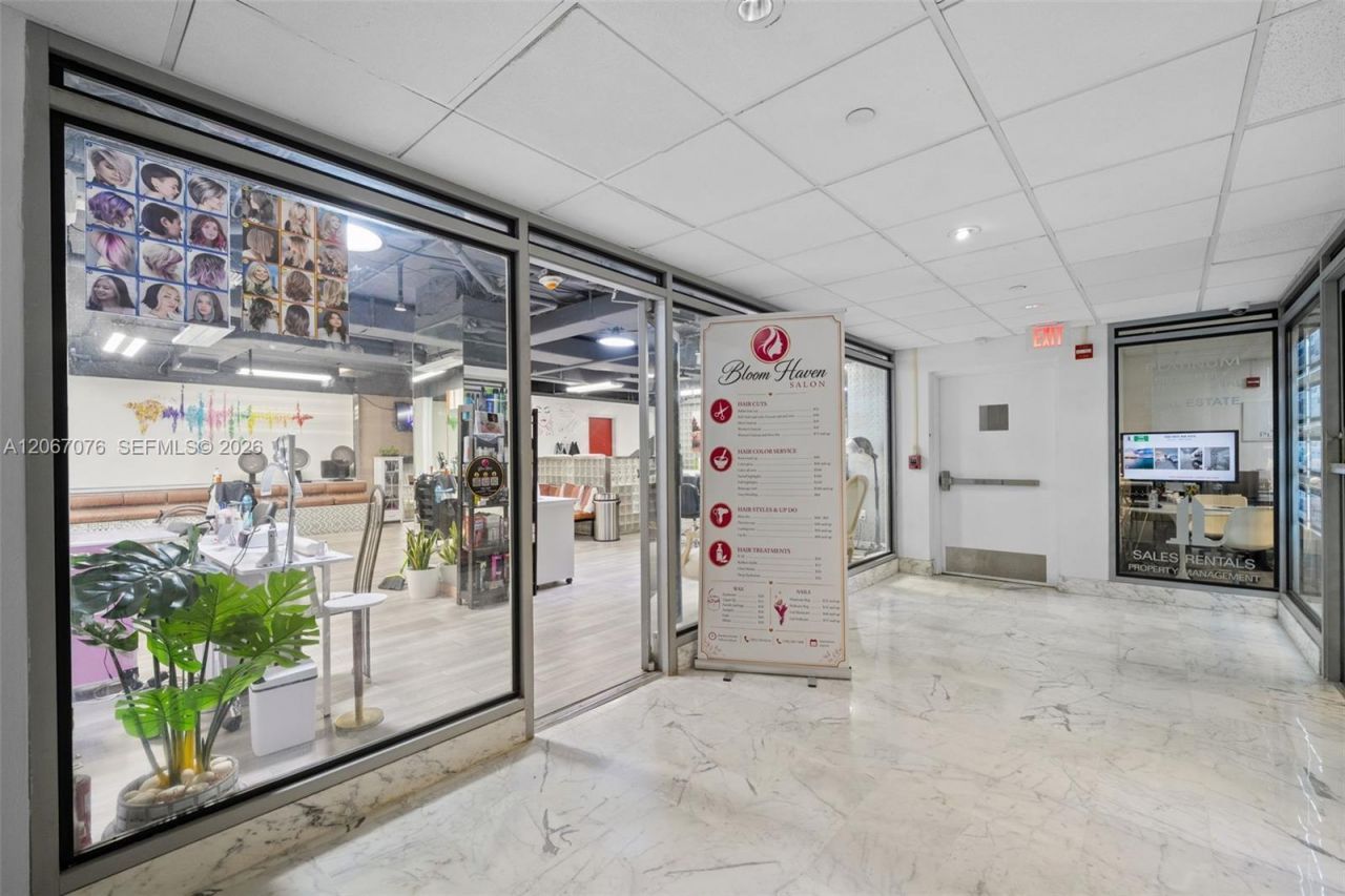 1000 West Ave, Unit 309, Miami Beach, FL 33139 Photo