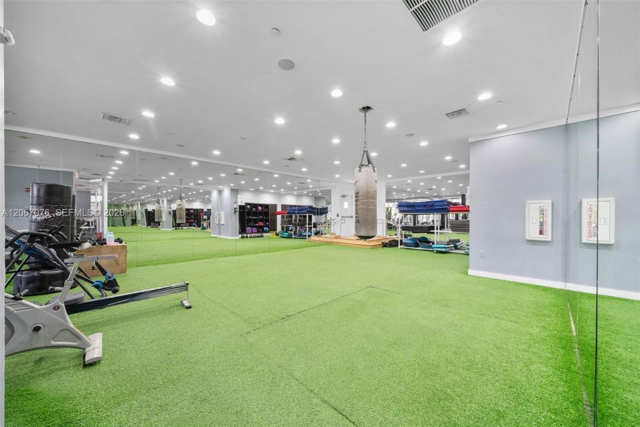 1000 West Ave, Unit 309, Miami Beach, FL 33139 Photo