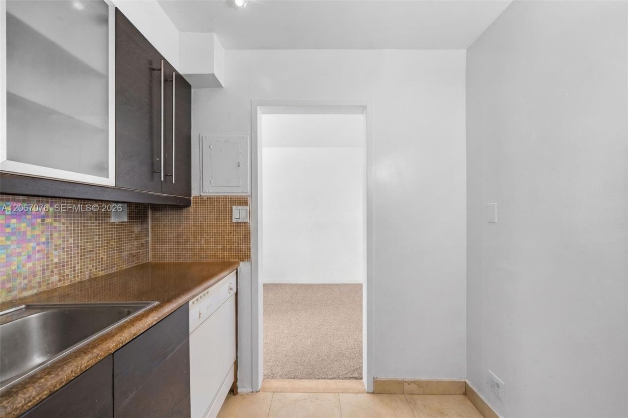 1000 West Ave, Unit 309, Miami Beach, FL 33139 Photo