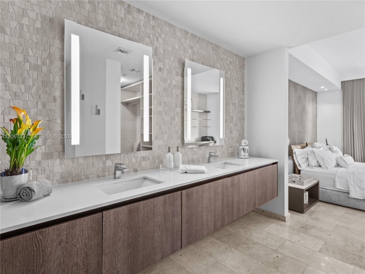88 SW 7th St , Unit 3007, Miami, FL 33130 Photo