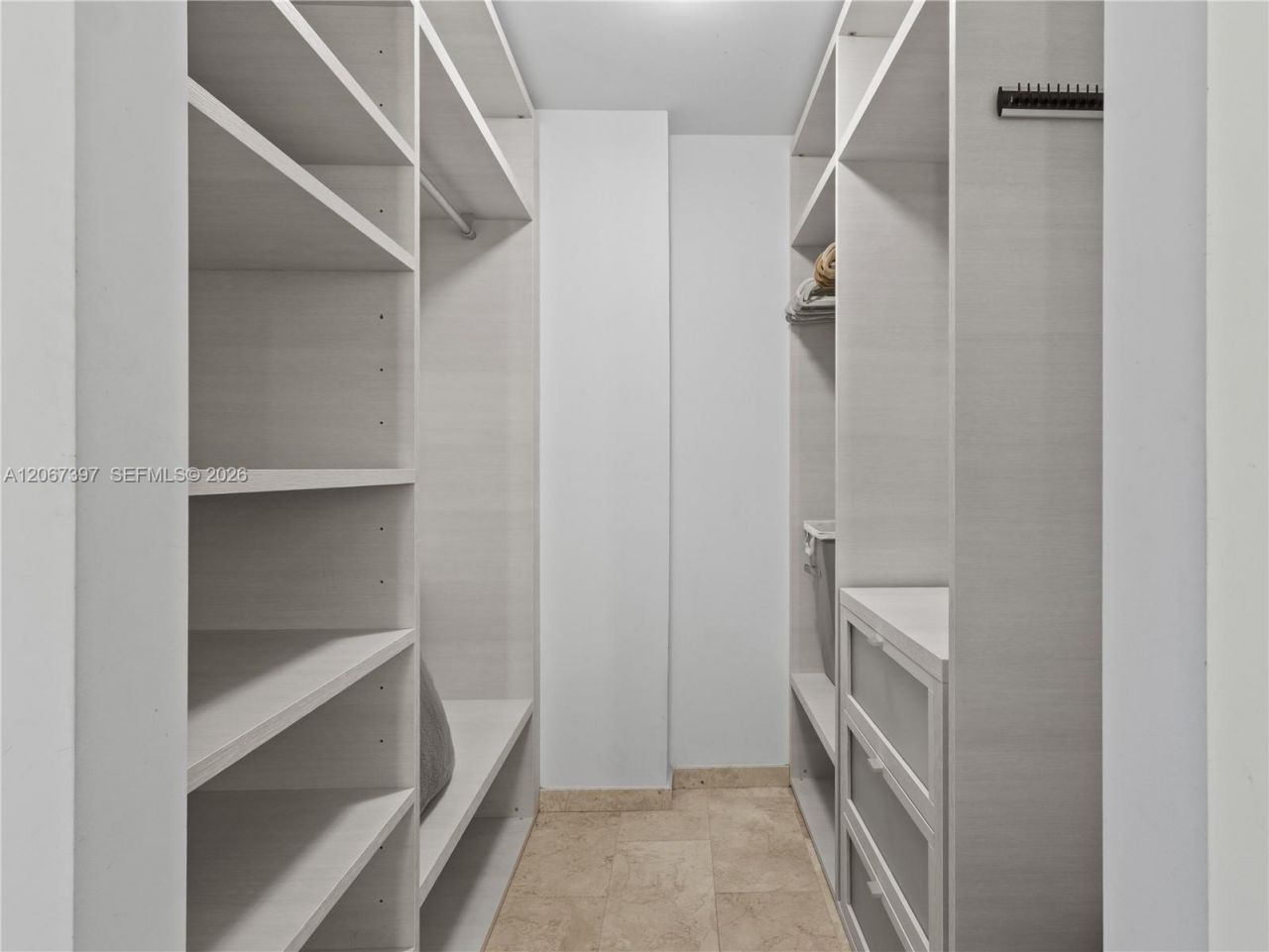 88 SW 7th St , Unit 3007, Miami, FL 33130 Photo