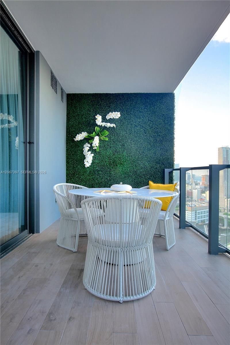 88 SW 7th St , Unit 3007, Miami, FL 33130 Photo