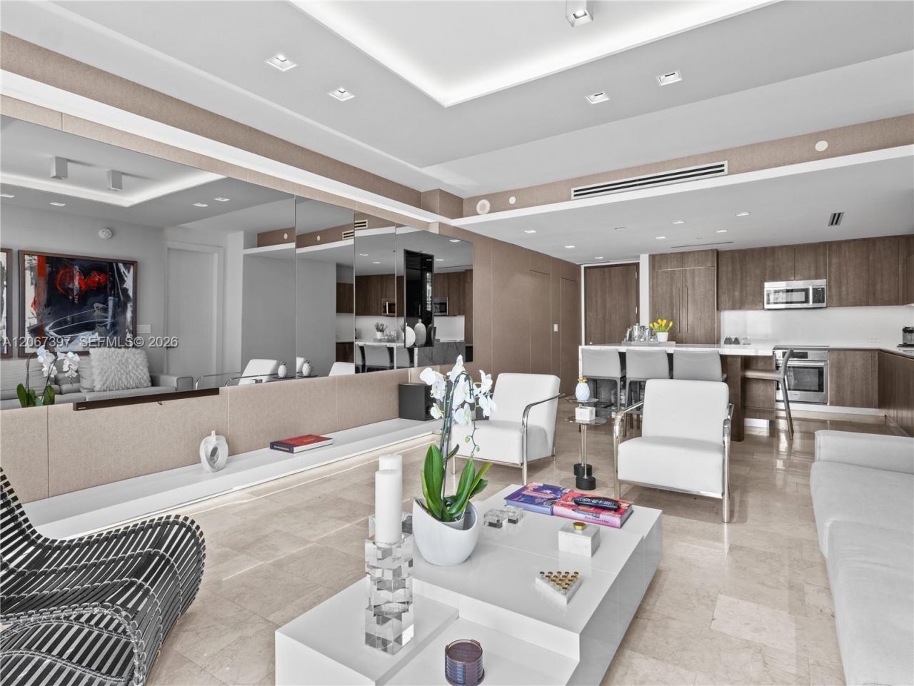 88 SW 7th St , Unit 3007, Miami, FL 33130 Photo