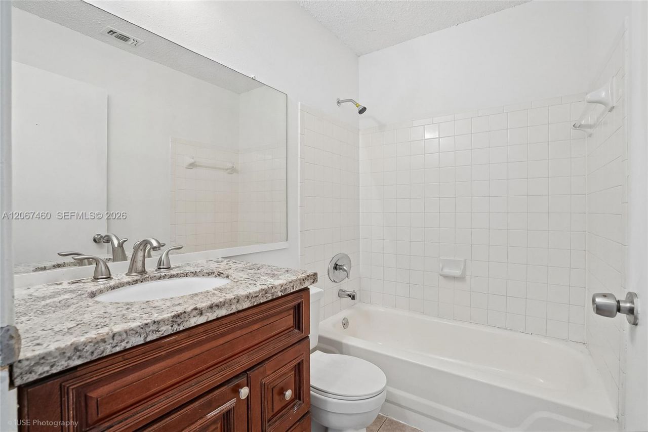 11205 W Atlantic Blvd , Unit 207, Coral Springs, FL 33071 Photo
