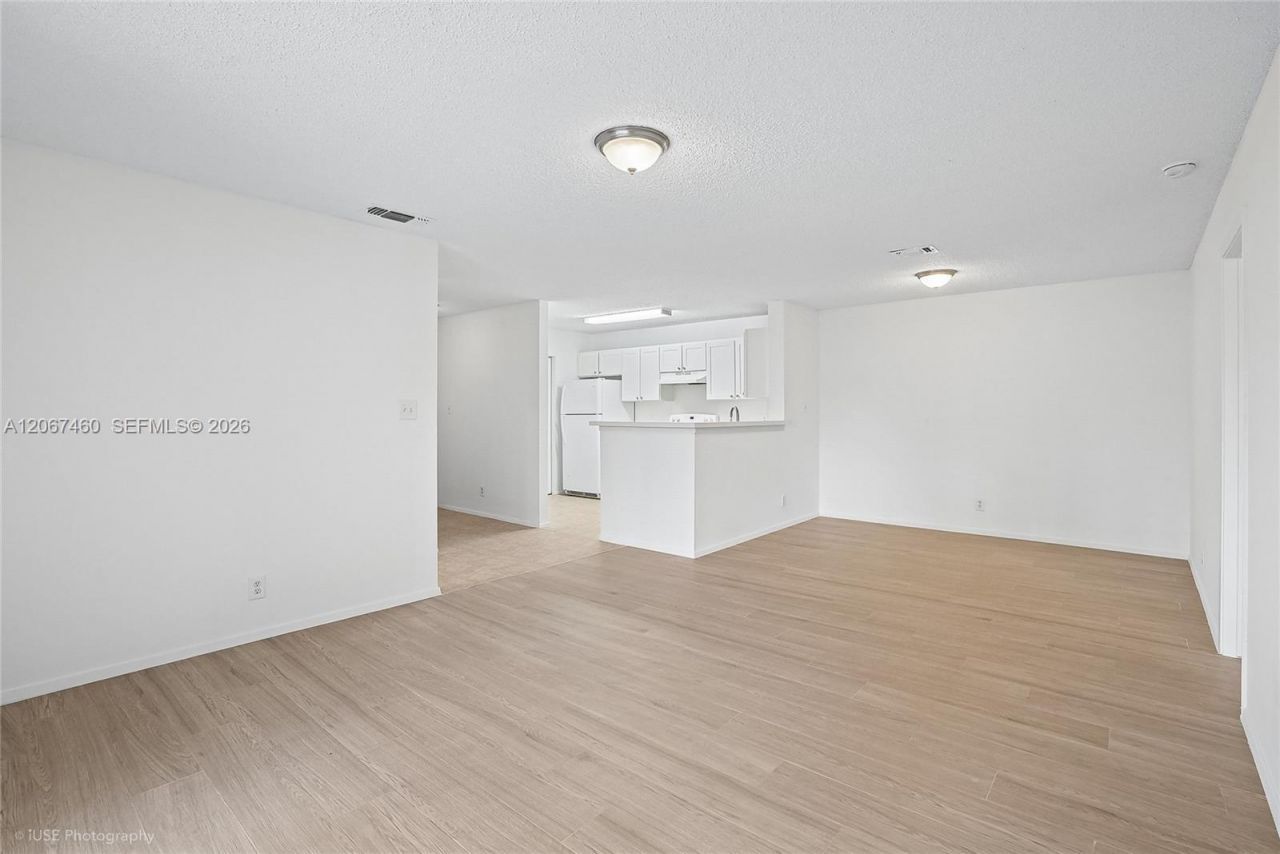 11205 W Atlantic Blvd , Unit 207, Coral Springs, FL 33071 Photo
