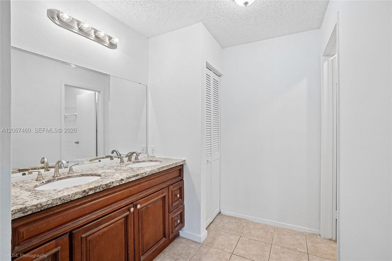 11205 W Atlantic Blvd , Unit 207, Coral Springs, FL 33071 Photo