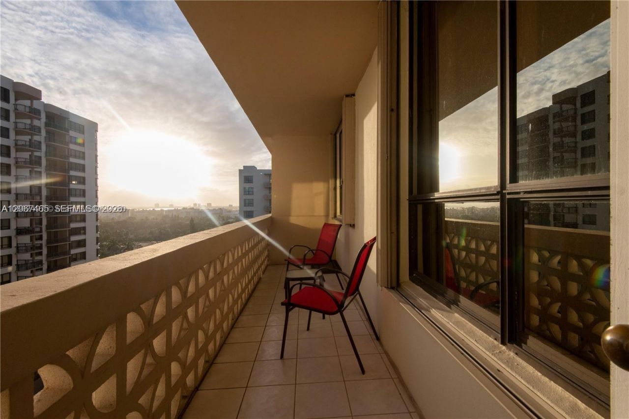 10185 Collins Ave , Unit 1416, Bal Harbour, FL 33154 Photo