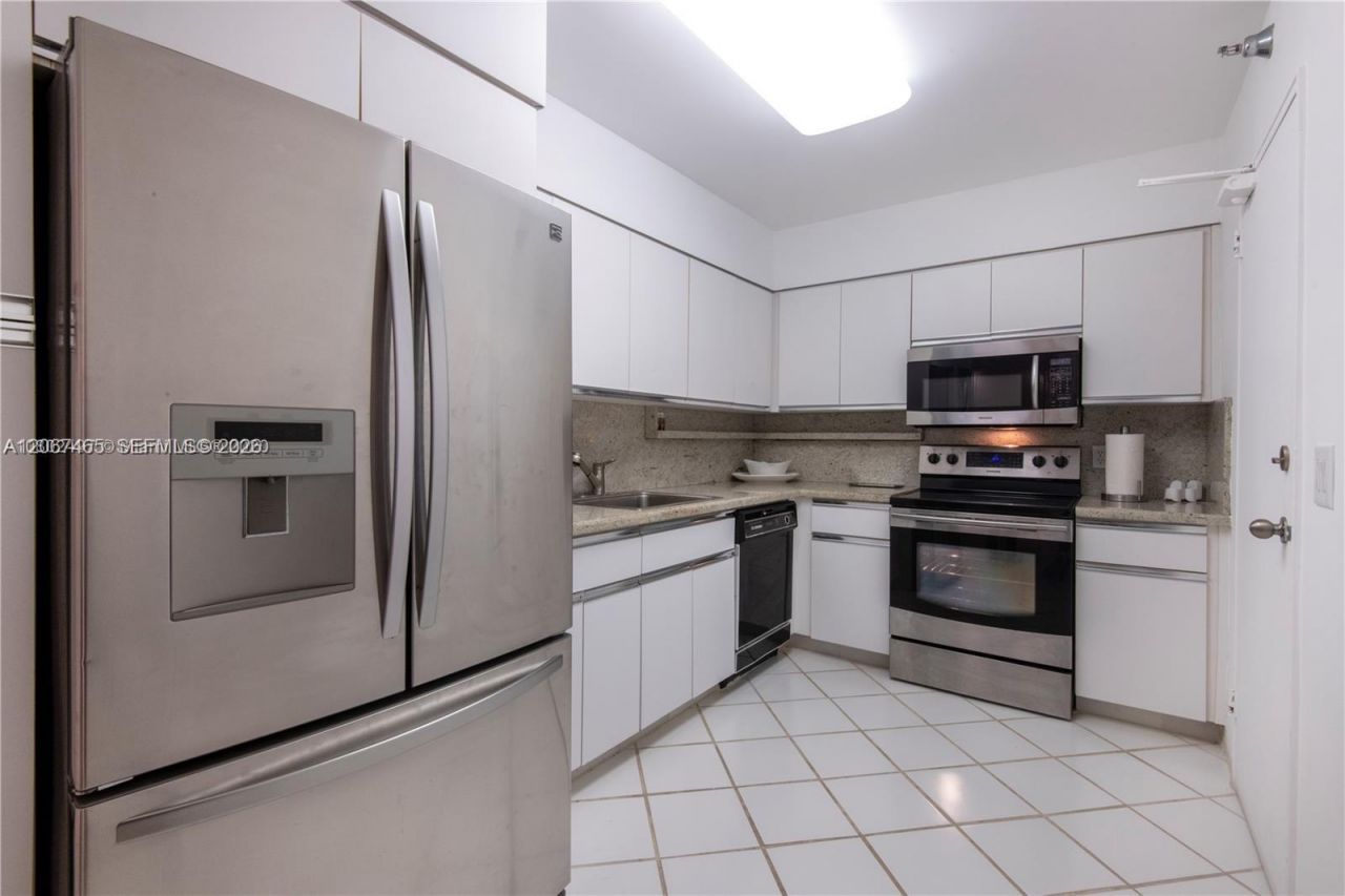 10185 Collins Ave , Unit 1416, Bal Harbour, FL 33154 Photo