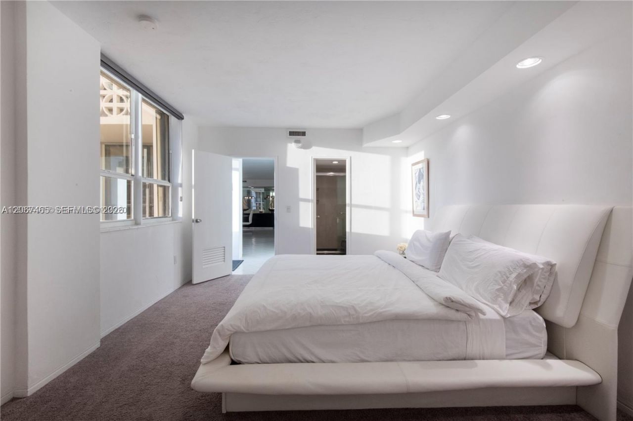 10185 Collins Ave , Unit 1416, Bal Harbour, FL 33154 Photo