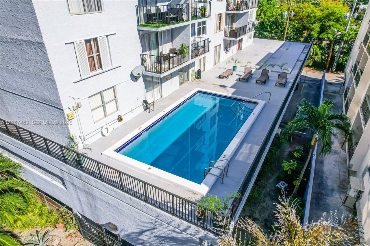 899 West Ave , Unit 7H, Miami Beach, FL 33139 Photo