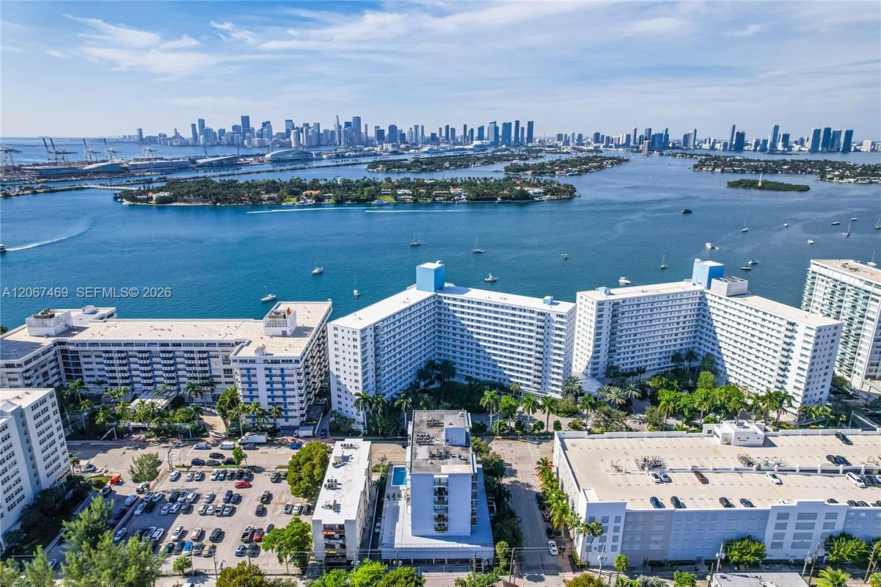 899 West Ave , Unit 7H, Miami Beach, FL 33139 Photo