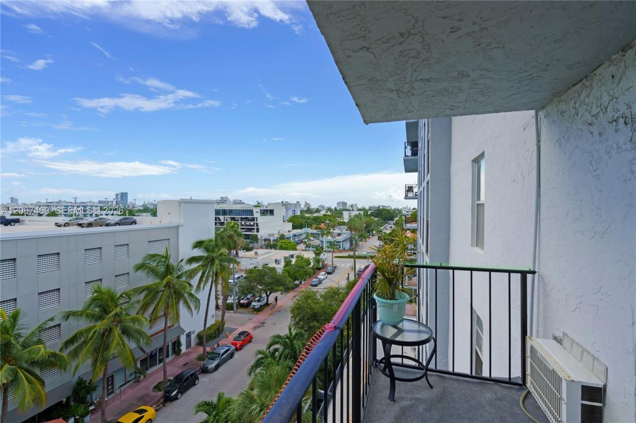 899 West Ave , Unit 7H, Miami Beach, FL 33139 Photo