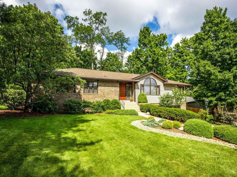 5209 Oakhill Lane, Green Township, OH 45247 Photo 4