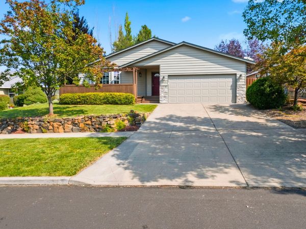 3314 NE Palmer Drive, Bend, OR 97701