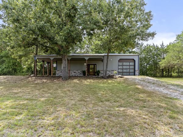557 S Deer Run Street, Shell Knob, MO 65747