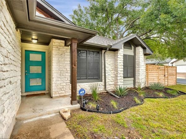 8900 Linton DR, Austin, TX 78748