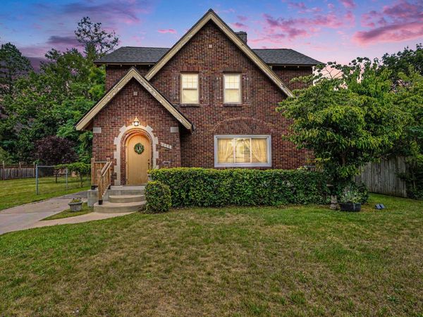2044 Godwin Avenue SE, Grand Rapids, MI 49507