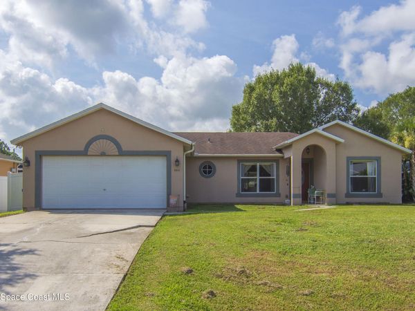 604 Carnival Terrace , Sebastian, FL 32958