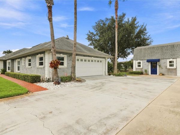 1520 SE PINWHEEL DRIVE , CRYSTAL RIVER, FL 34429