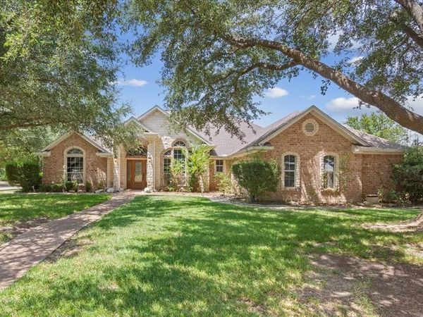 800 Granite Lane, Lorena, TX 76655