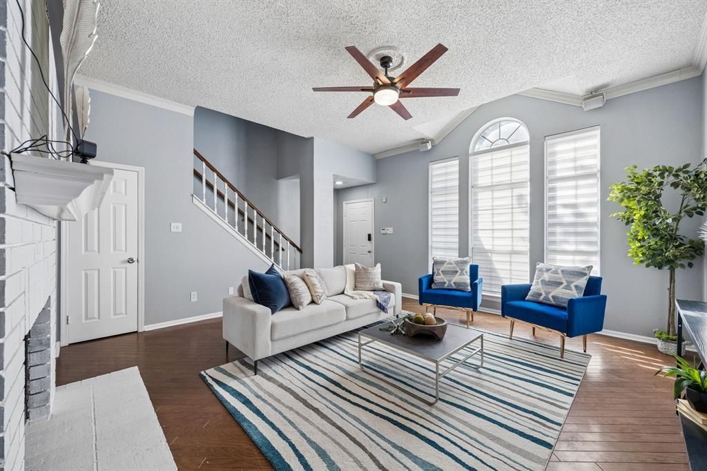 5639 Centeridge Drive, Dallas, TX 75249 Main Photo