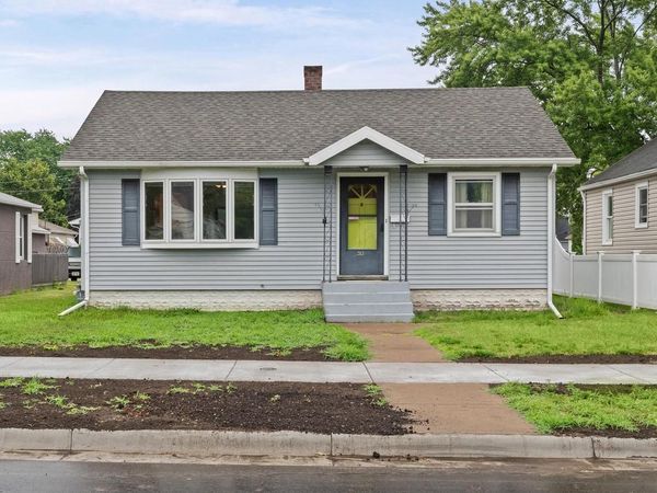 2113 16th STREET S, La Crosse, WI 54601