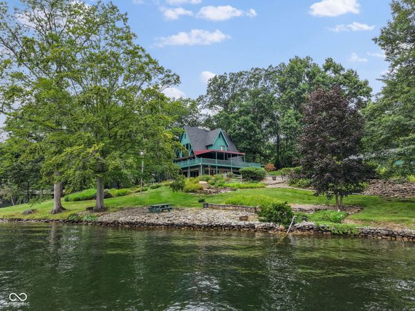 2419 S Alta Vista Court, Martinsville, IN 46151