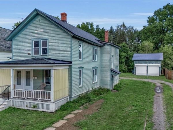 67 Chestnut Street , Gowanda, NY 14070