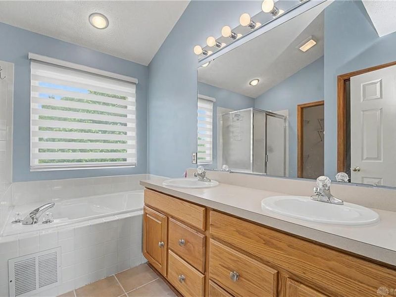 2996 Brookfield Court, Beavercreek, OH 45431 Photo 27