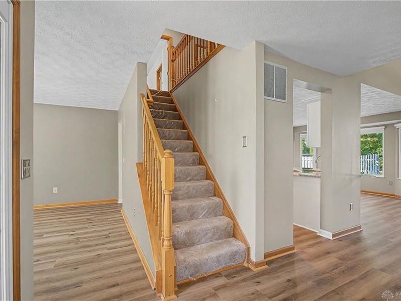 2996 Brookfield Court, Beavercreek, OH 45431 Photo 6