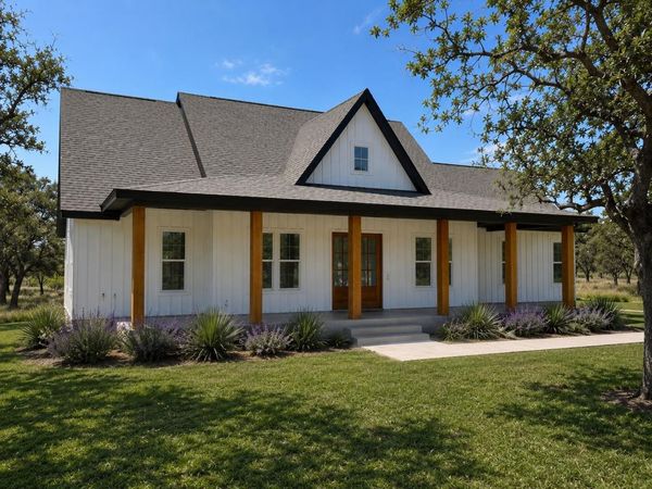 4952 FM 672, Dale, TX 78616