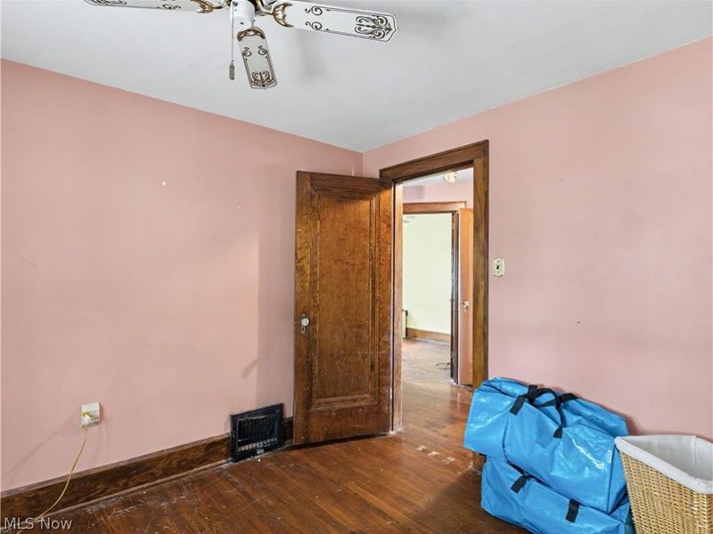 1634 Greenlawn Avenue, Akron, OH 44301 Photo 23