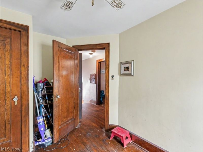 1634 Greenlawn Avenue, Akron, OH 44301 Photo 25