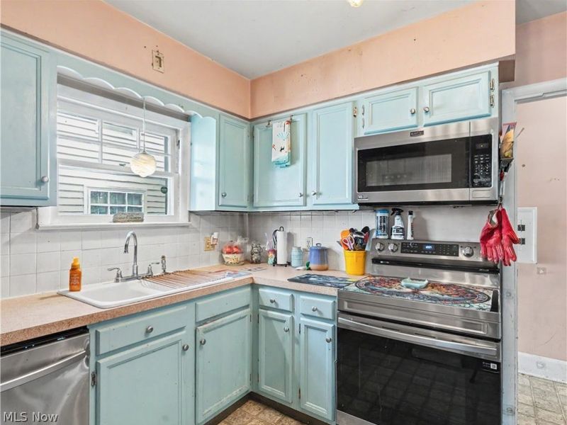 1634 Greenlawn Avenue, Akron, OH 44301 Photo 8