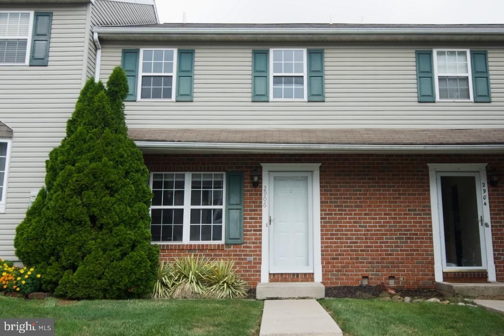 2906 MARVIN DRIVE, READING, PA 19608
