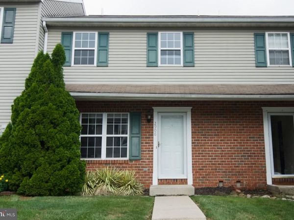 2906 MARVIN DRIVE, READING, PA 19608