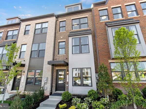 6007 BEAKE STREET , HYATTSVILLE, MD 20782