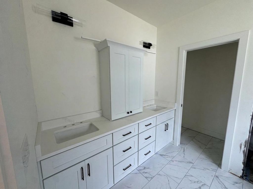 113 Swallowtail Ct. Photo 12