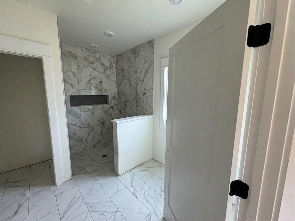 113 Swallowtail Ct. Photo 13