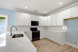 4513 Pelican St. photo 4