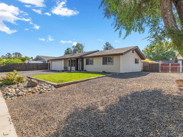 4241 Myrtlewood Drive, Klamath Falls, OR 97603