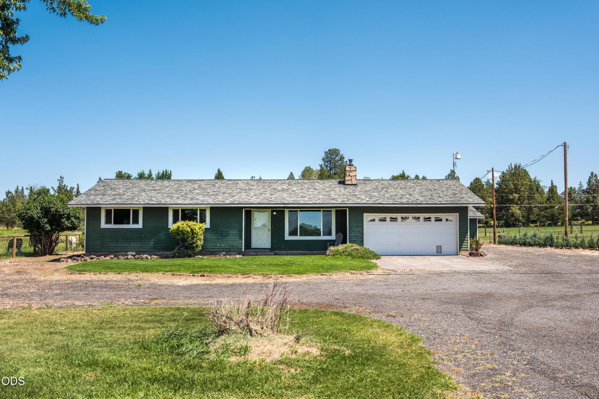 1714 NW 53rd Street, Redmond, OR 97756 Main Photo