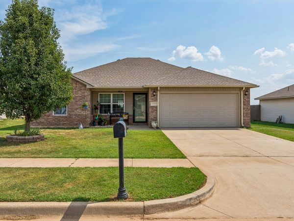 1304 Granite Lane , Noble, OK 73068