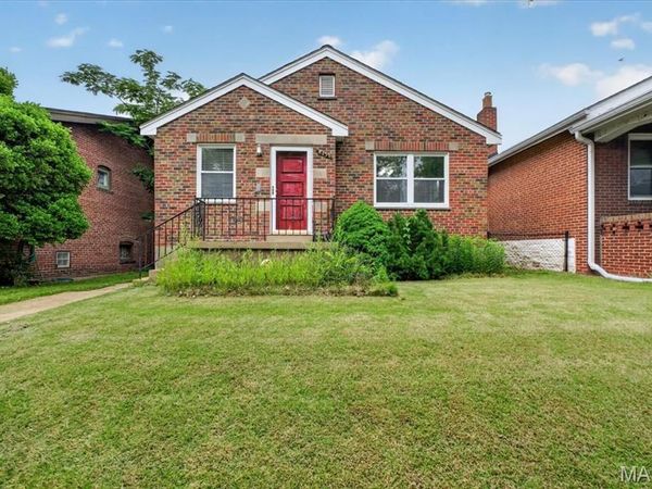 4131 Quincy Street , St Louis, MO 63116
