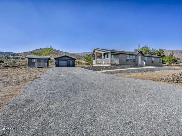 1336 Limestone Road, Topaz Ranch Estates, NV 89444