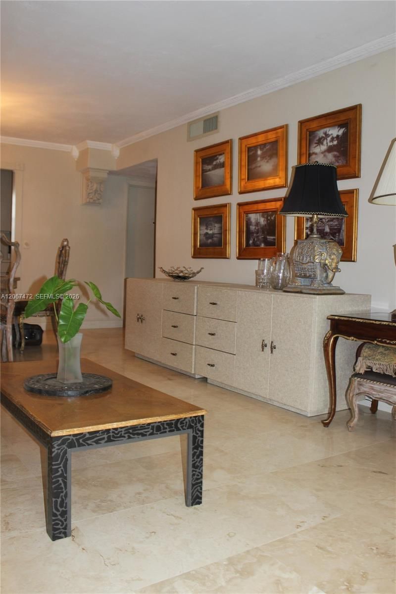 7550 SW 82nd St, Unit F204, Miami, FL 33143 Photo