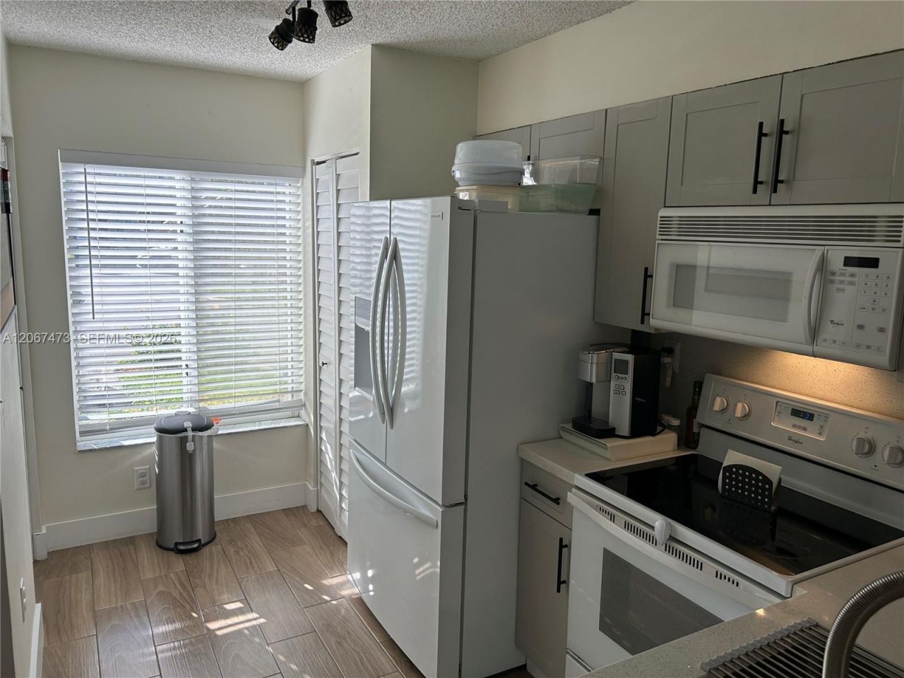 128 Riviera Cir, Unit 128, Weston, FL 33326 Photo
