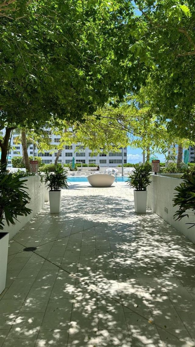 950 Brickell Bay Dr , Unit 1903, Miami, FL 33131 Photo