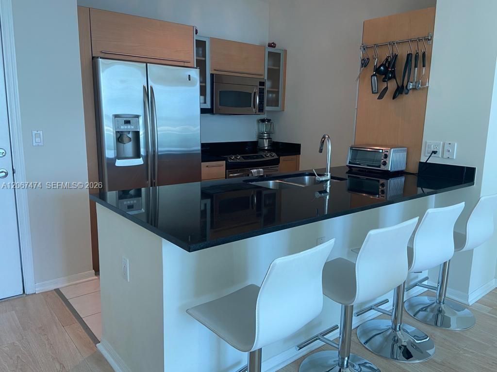 950 Brickell Bay Dr , Unit 1903, Miami, FL 33131 Photo